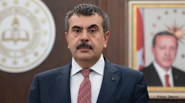 Yusuf Tekin yazdı: Eğitimde paradigma değişimi